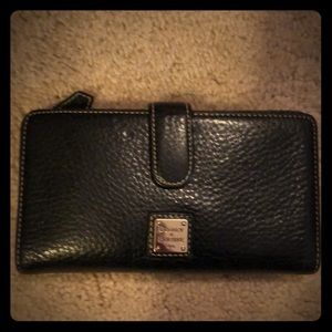 Dooney and Bourke black leather wallet.